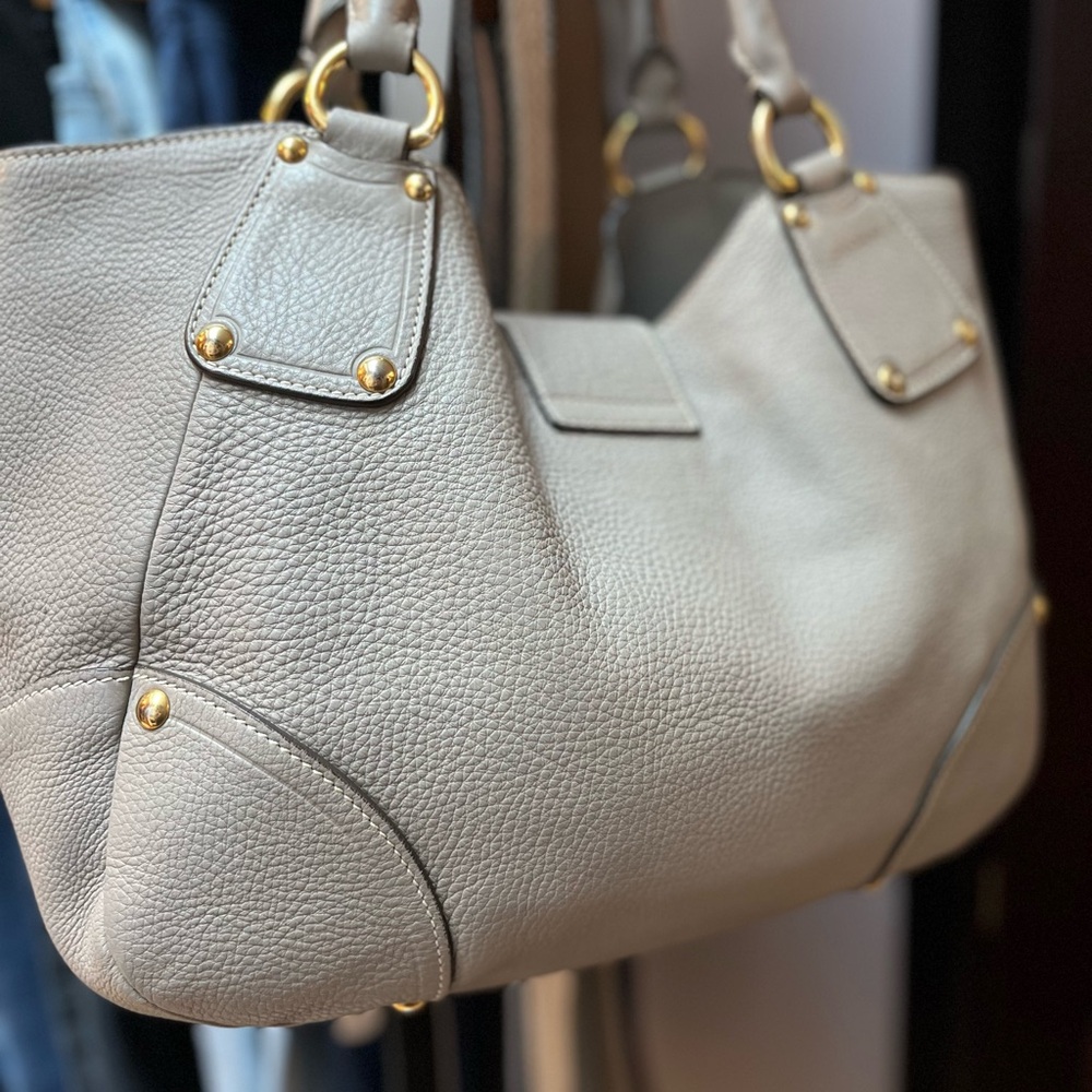 Prada Authentic 100% - Picture 4 of 16